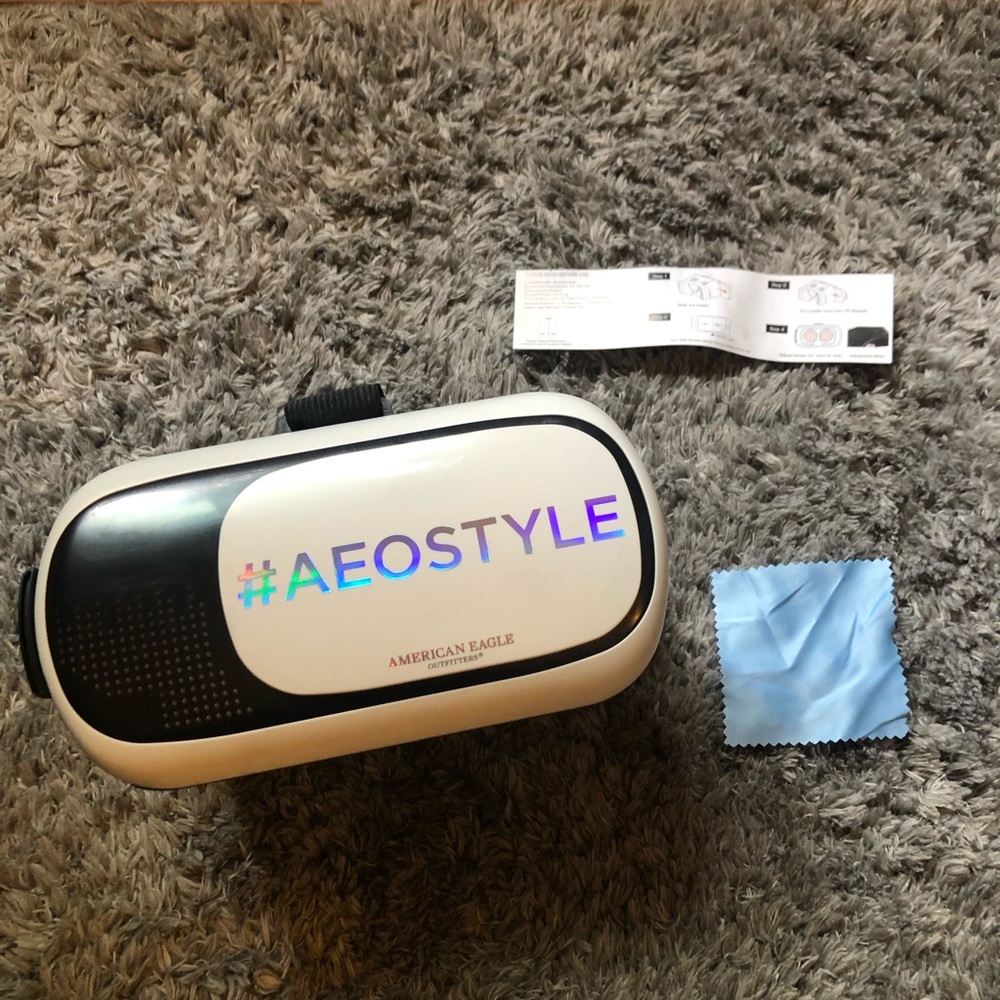American Eagle virtual reality headset